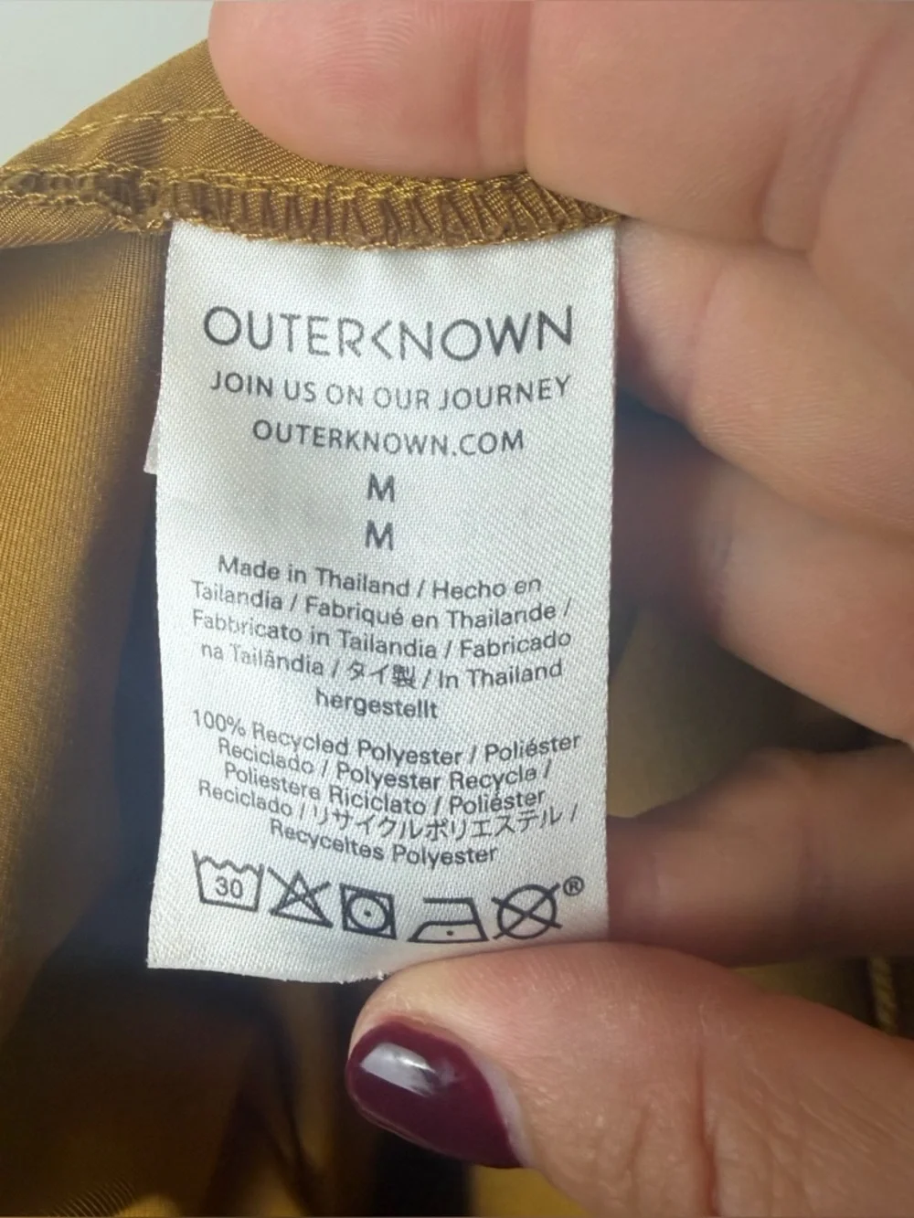 OUTERKNOWN Nomadic Volley Shorts in Golden State size Medium Boardshorts Surf